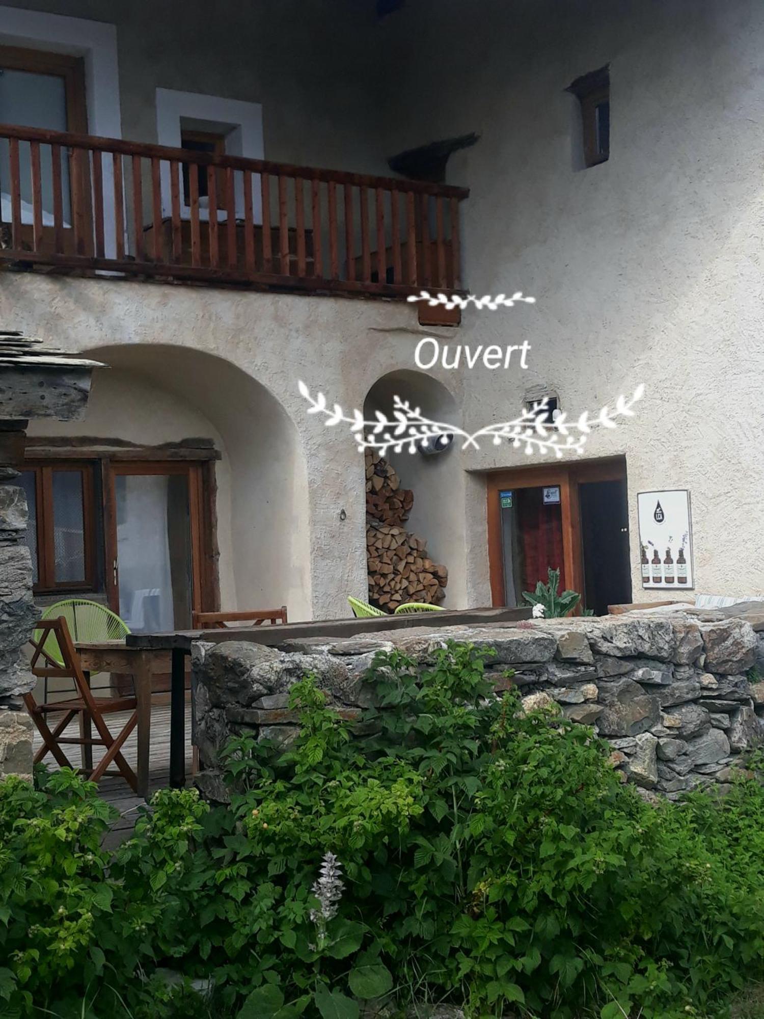 La Ferme De Beaute Bed & Breakfast Chateauroux-les-Alpes Ngoại thất bức ảnh